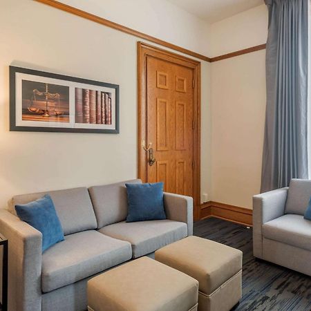 เดอะ คอร์ตเฮาส์ โฮเต็ล แอสเซนด์ โฮเต็ล คอลเลคชั่น Hotel ธันเดอร์เบย์ ภายนอก รูปภาพ