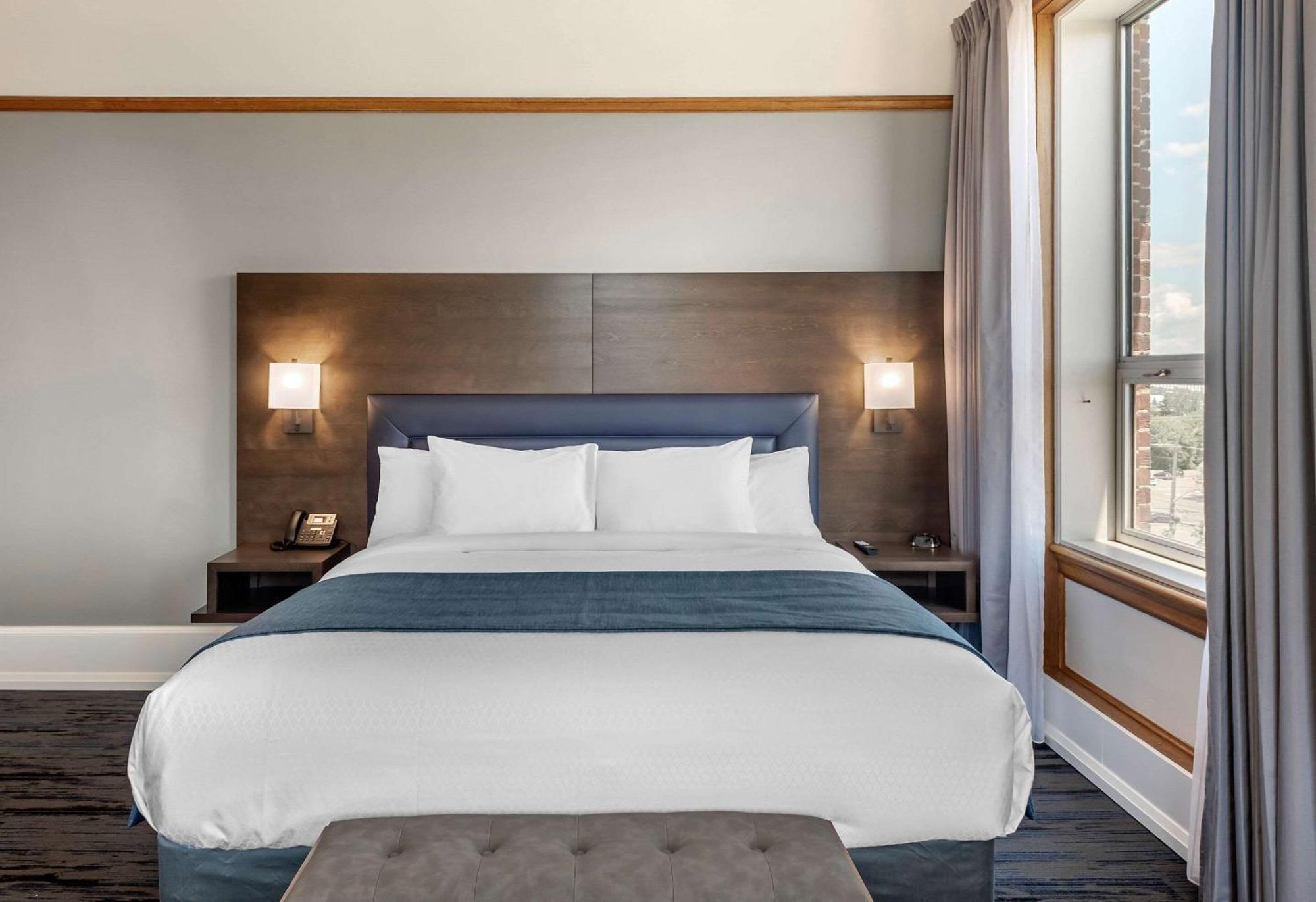 เดอะ คอร์ตเฮาส์ โฮเต็ล แอสเซนด์ โฮเต็ล คอลเลคชั่น Hotel ธันเดอร์เบย์ ภายนอก รูปภาพ