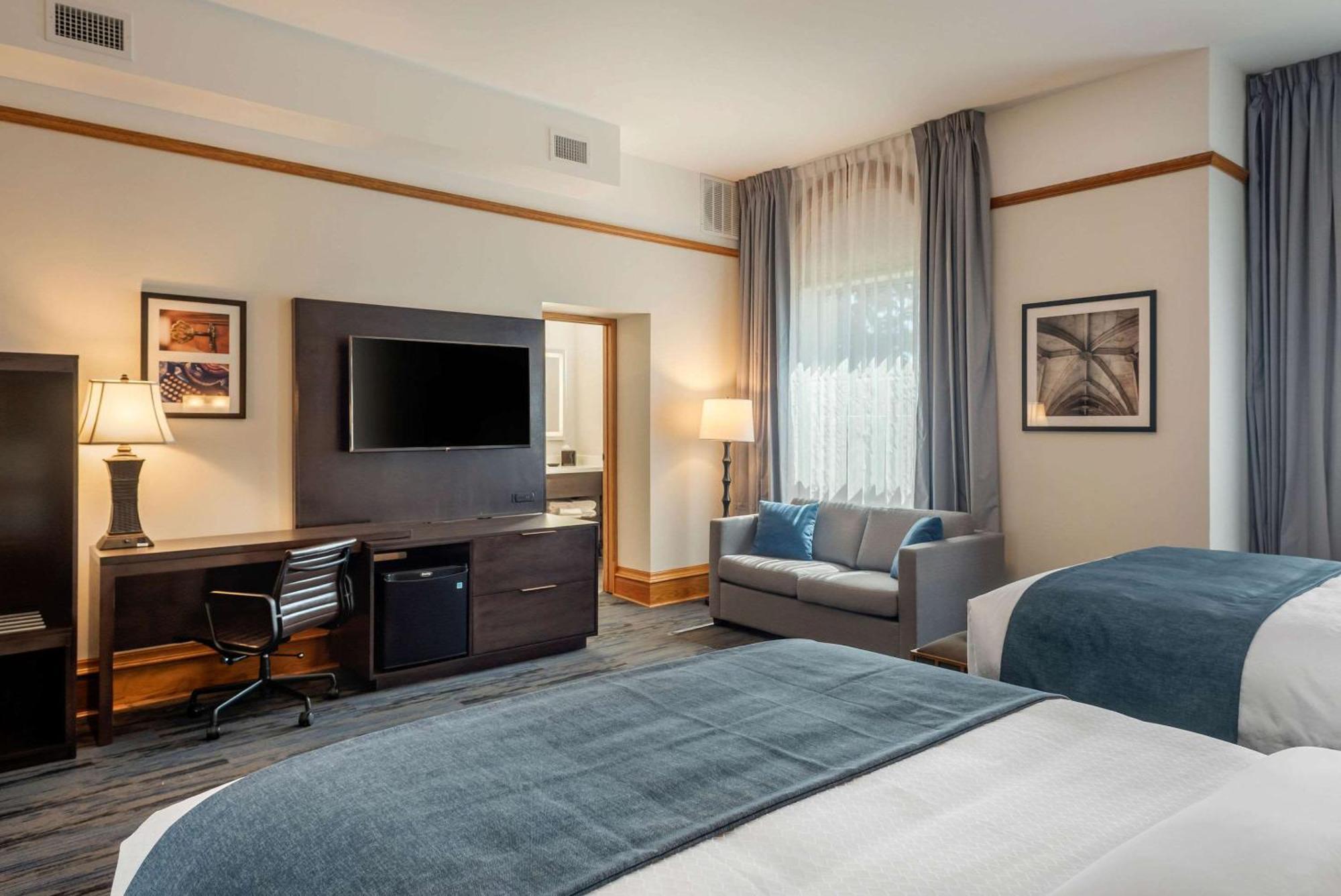 เดอะ คอร์ตเฮาส์ โฮเต็ล แอสเซนด์ โฮเต็ล คอลเลคชั่น Hotel ธันเดอร์เบย์ ภายนอก รูปภาพ