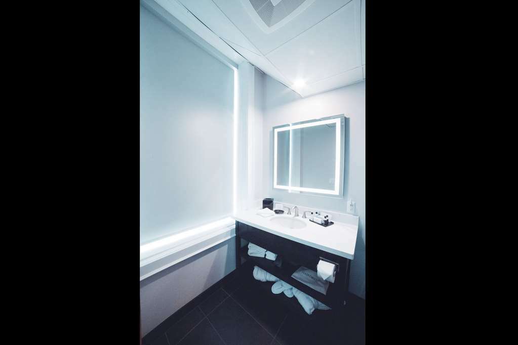 เดอะ คอร์ตเฮาส์ โฮเต็ล แอสเซนด์ โฮเต็ล คอลเลคชั่น Hotel ธันเดอร์เบย์ ห้อง รูปภาพ